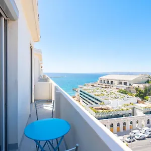  Appartement T2 ** Vue ** Balcon ** Catalans
